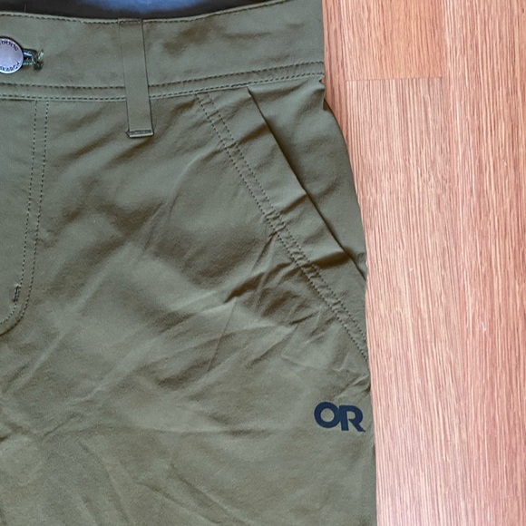 Ferossi Shorts 10” - Picture 7 of 10